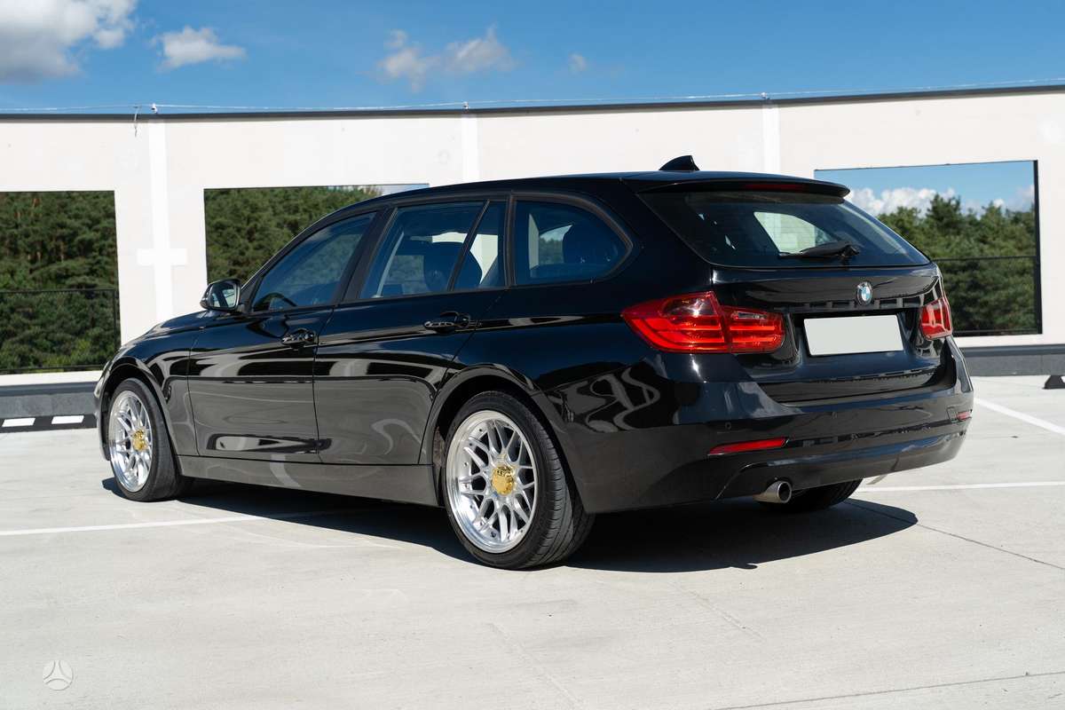 BMW 318 2014 — photo 7