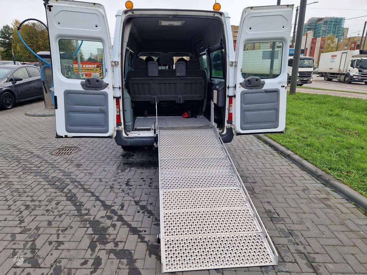 Ford Transit 2007 — photo 10