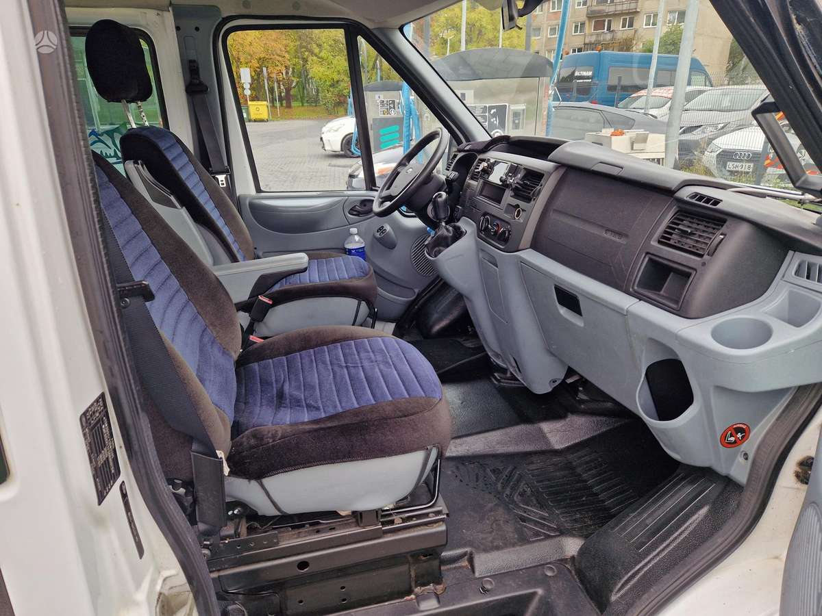 Ford Transit 2007 — photo 14