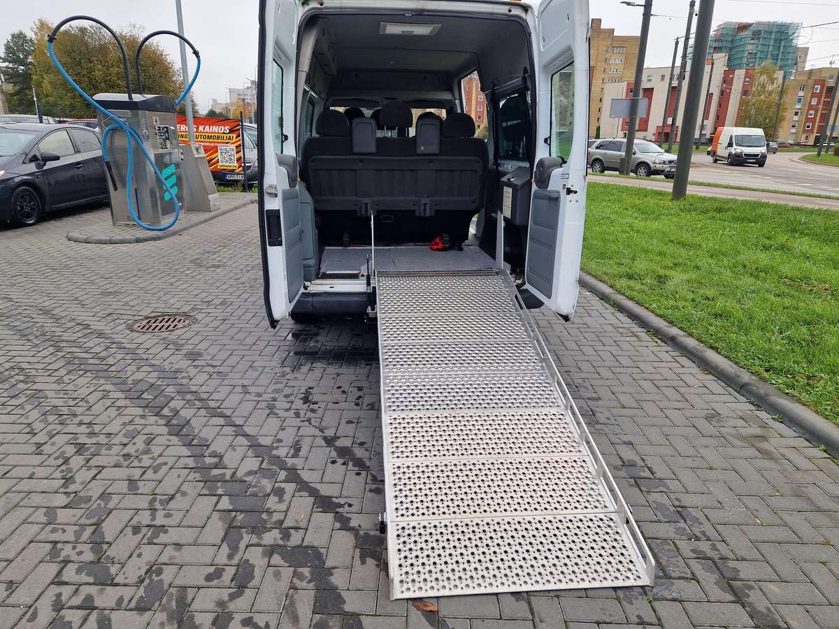 Ford Transit 2007 — photo 18