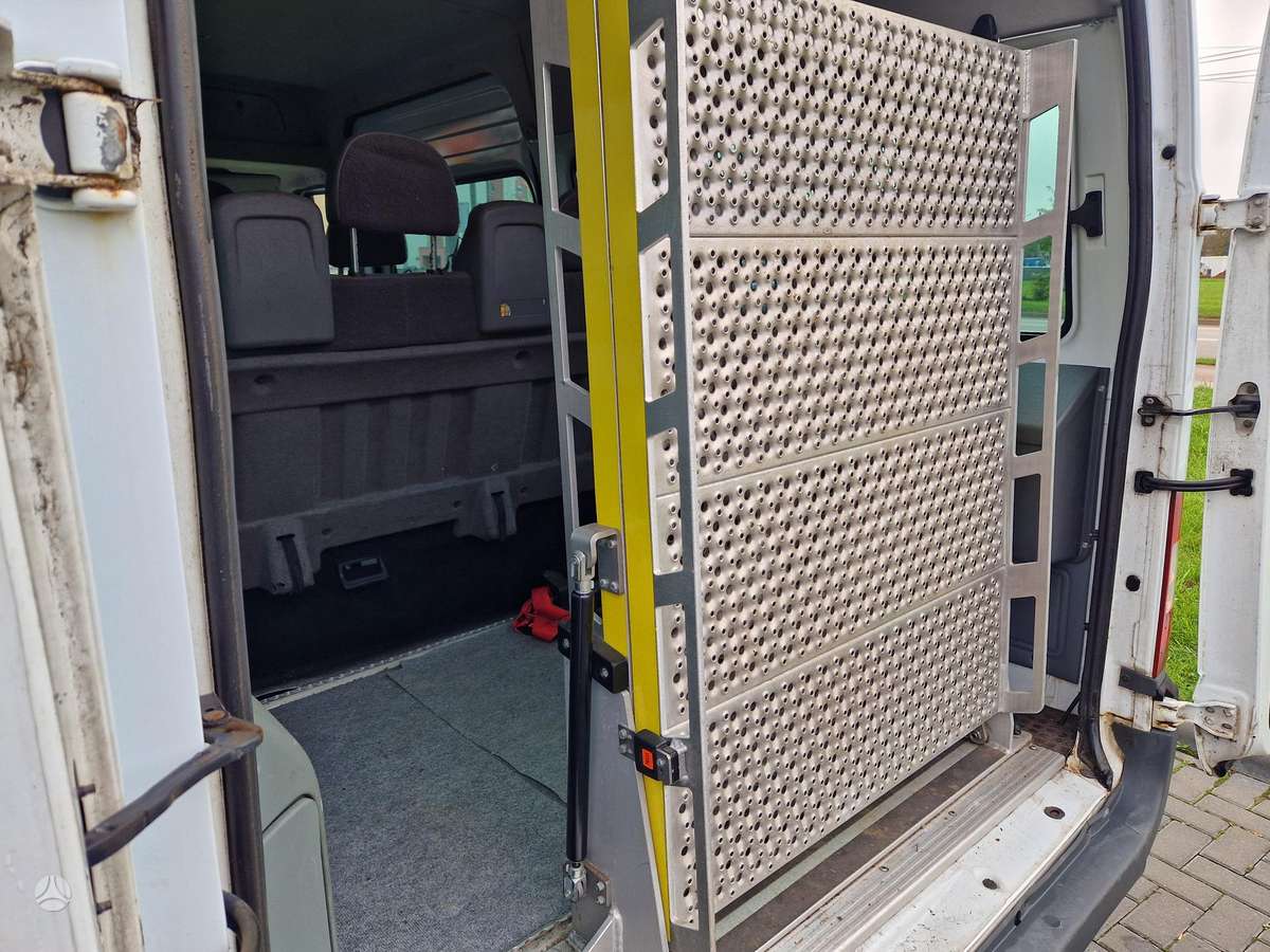 Ford Transit 2007 — photo 20