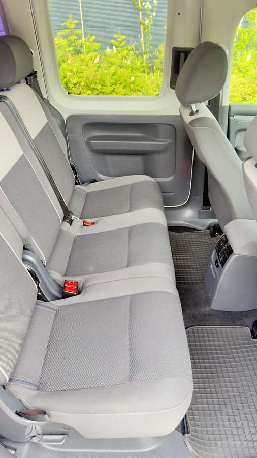 Volkswagen Caddy 2011 — photo 8