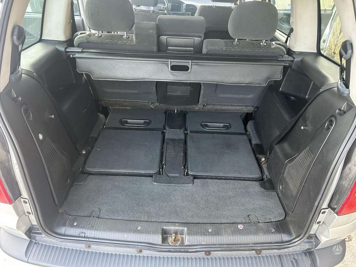 Opel Zafira 2004 — photo 12