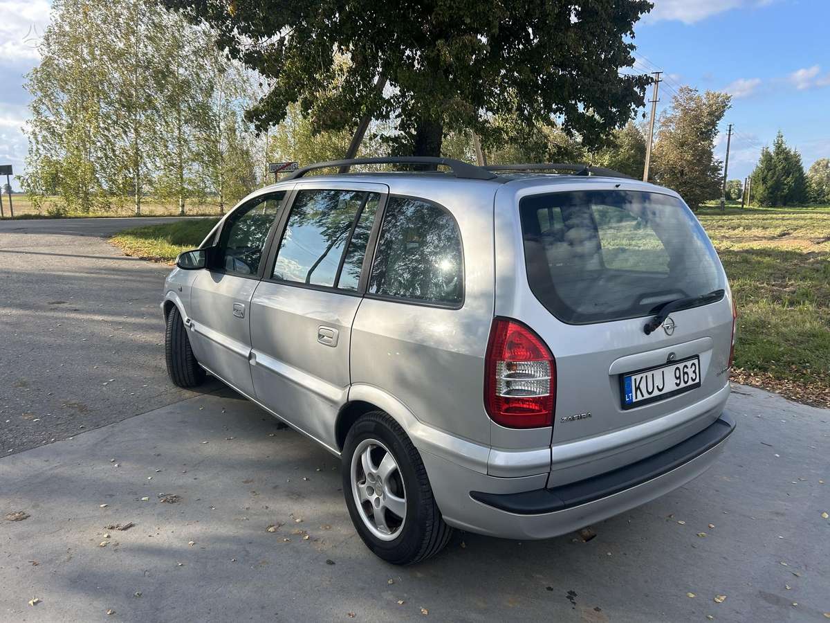 Opel Zafira 2004 — photo 7