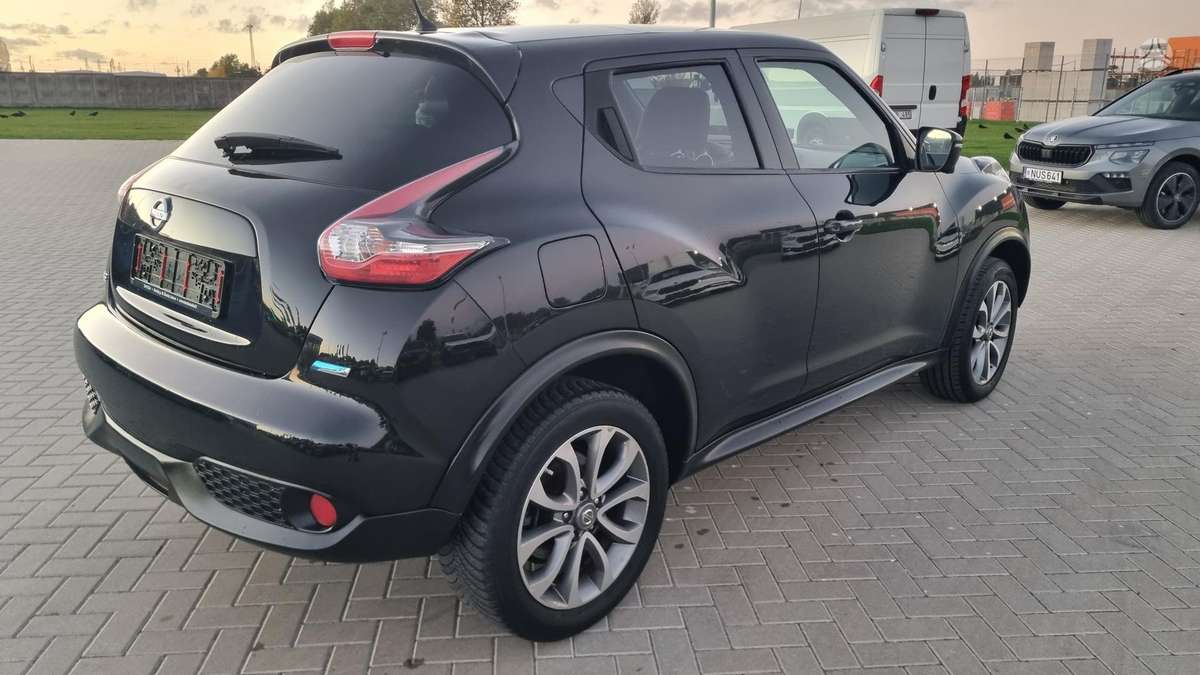 Nissan Juke 2015 — photo 11