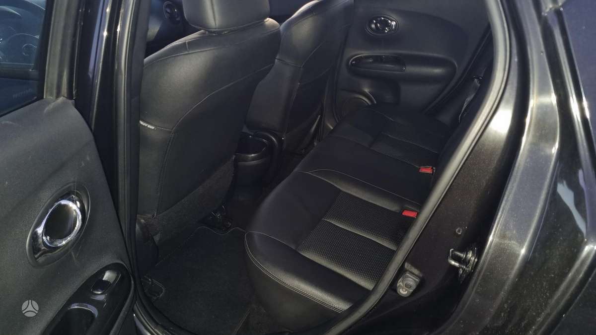 Nissan Juke 2015 — photo 36