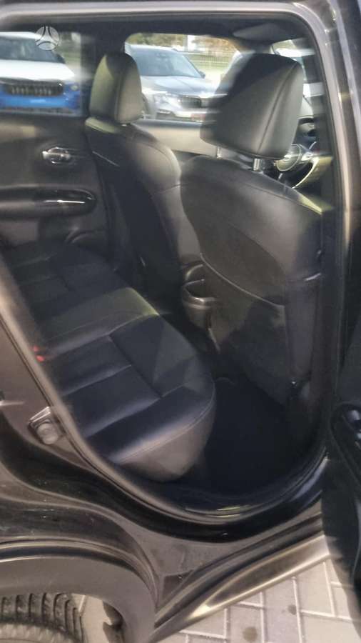 Nissan Juke 2015 — photo 39
