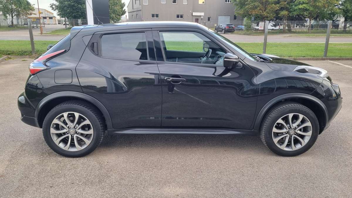 Nissan Juke 2015 — двигун 1461 cm³, 110 HP (81kW)