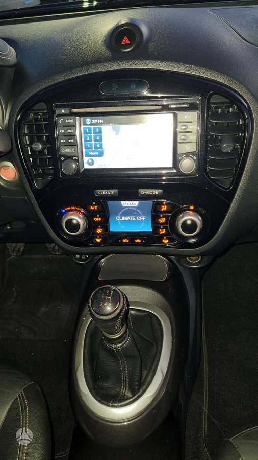 Nissan Juke 2015 — photo 43