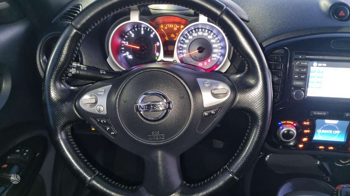 Nissan Juke 2015 — photo 45