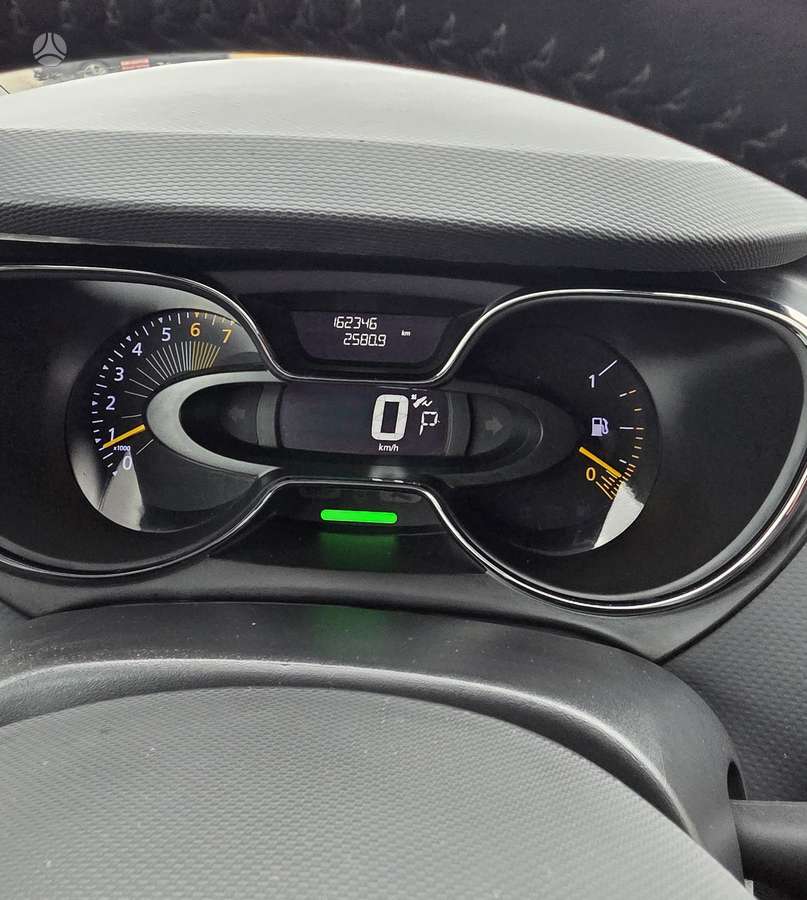 Renault Captur 2014 — photo 12