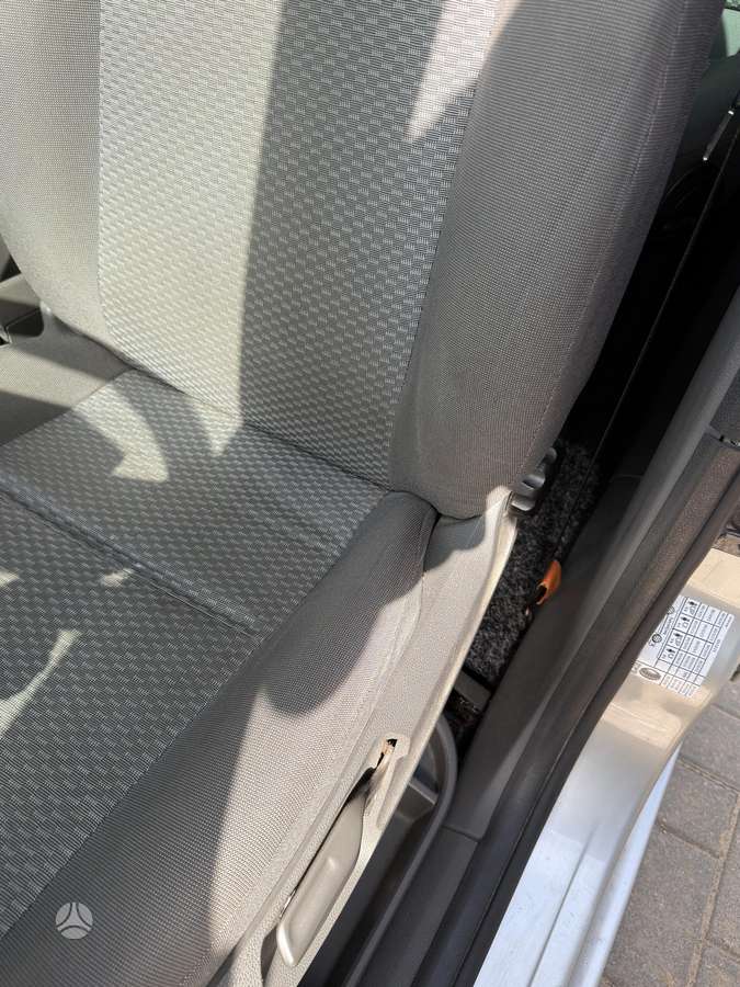 Ford C-MAX 2006 — photo 20