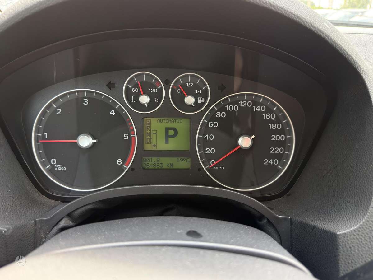 Ford C-MAX 2006 — photo 22