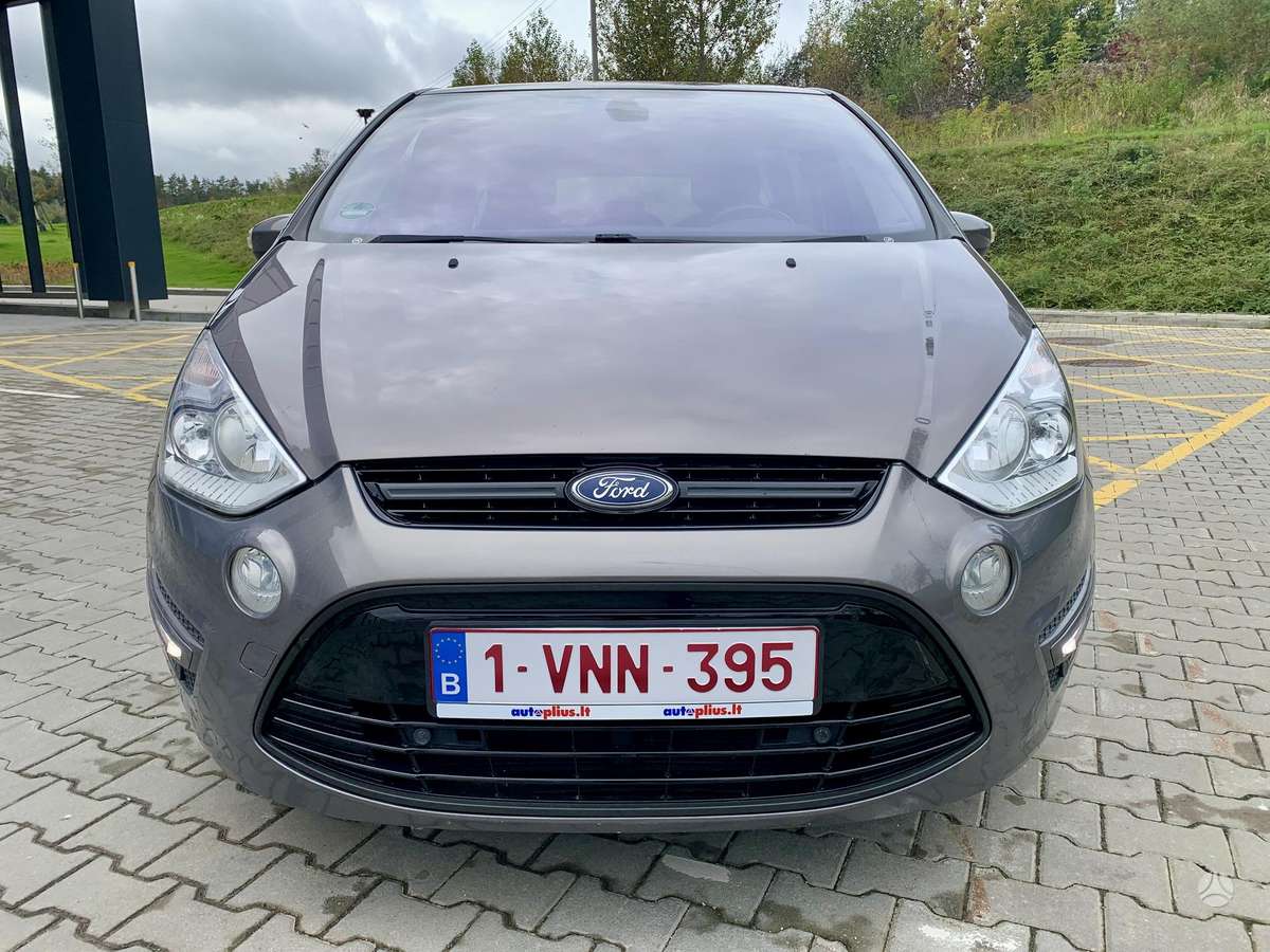 Ford S-MAX 2013 — photo 8