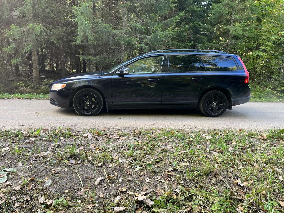 Volvo V70 2008 — двигун 2400 cm³, 163 HP (120kW)