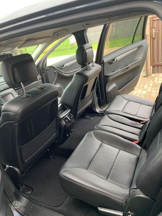 Mercedes-Benz R300 2012 — photo 8