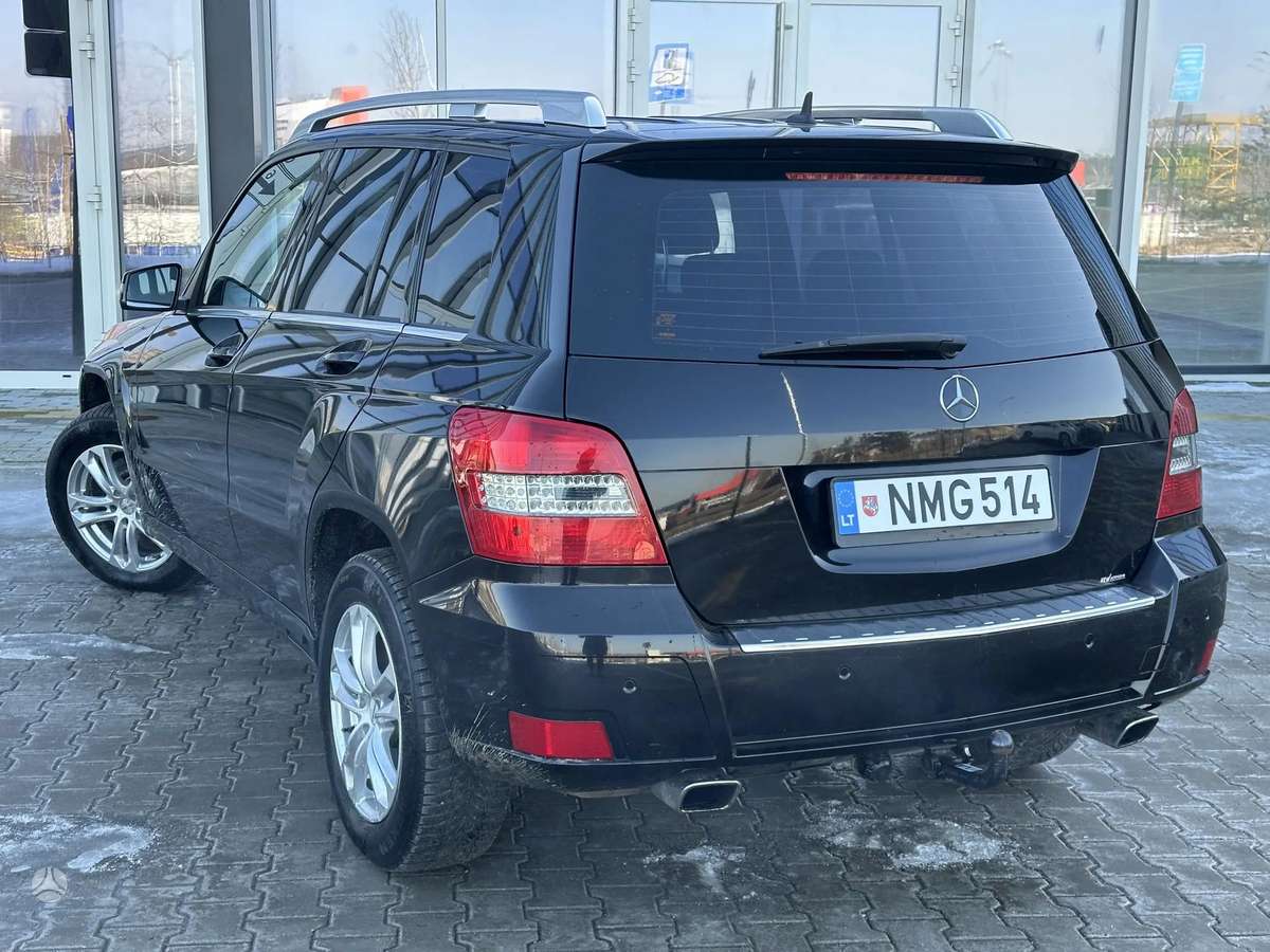 Mercedes-Benz GLK350 2009 — engine 2987 cm³, 224 HP (165kW)