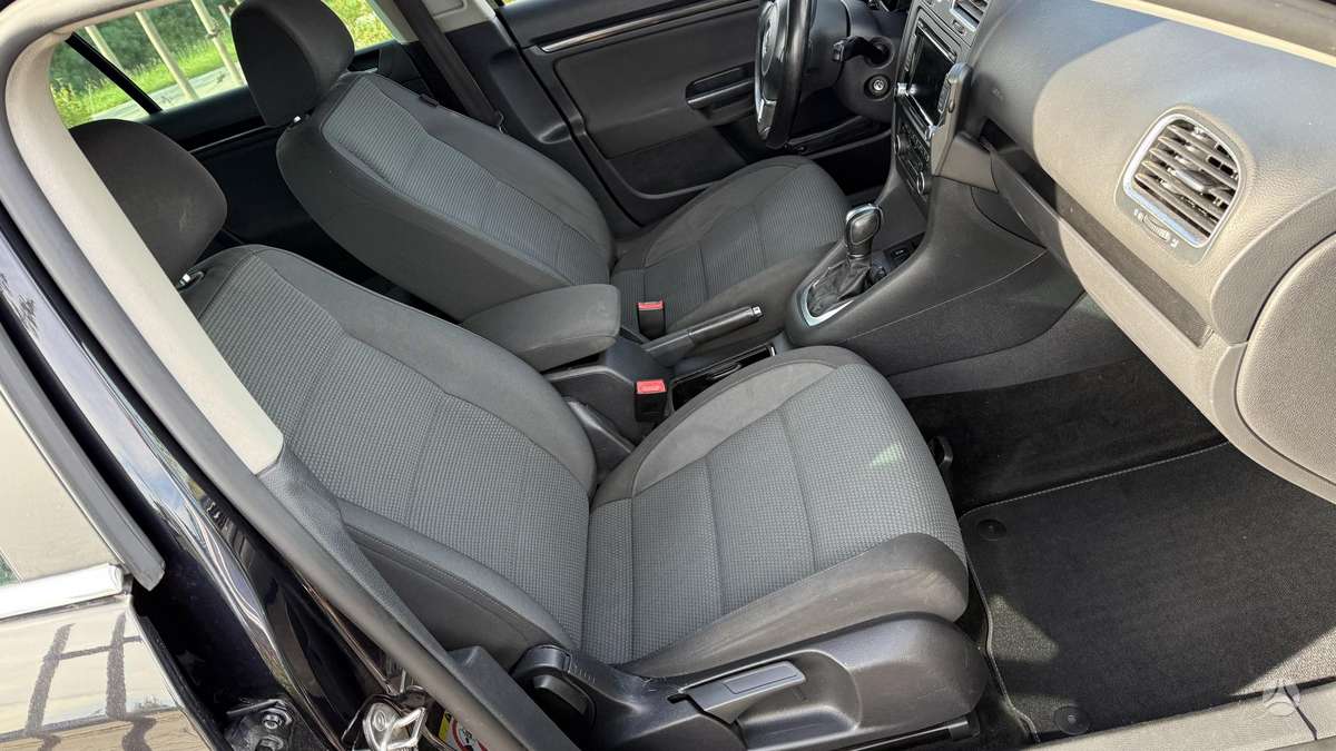 Volkswagen Golf 2012 — photo 13