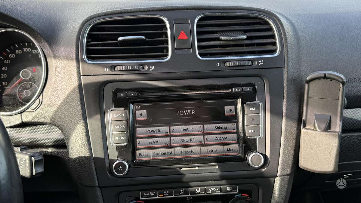 Volkswagen Golf 2012 — photo 17