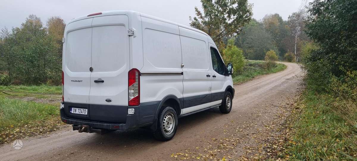 Ford Transit 2015 — interior
