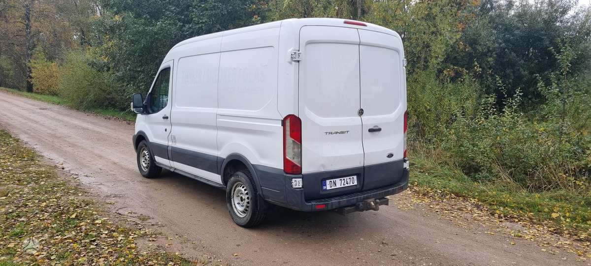 Ford Transit 2015 — engine 2200 cm³, 125 HP (92kW)