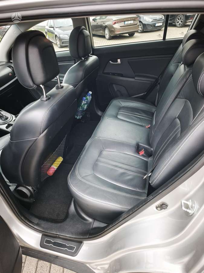 Kia Sportage 2012 — photo 11