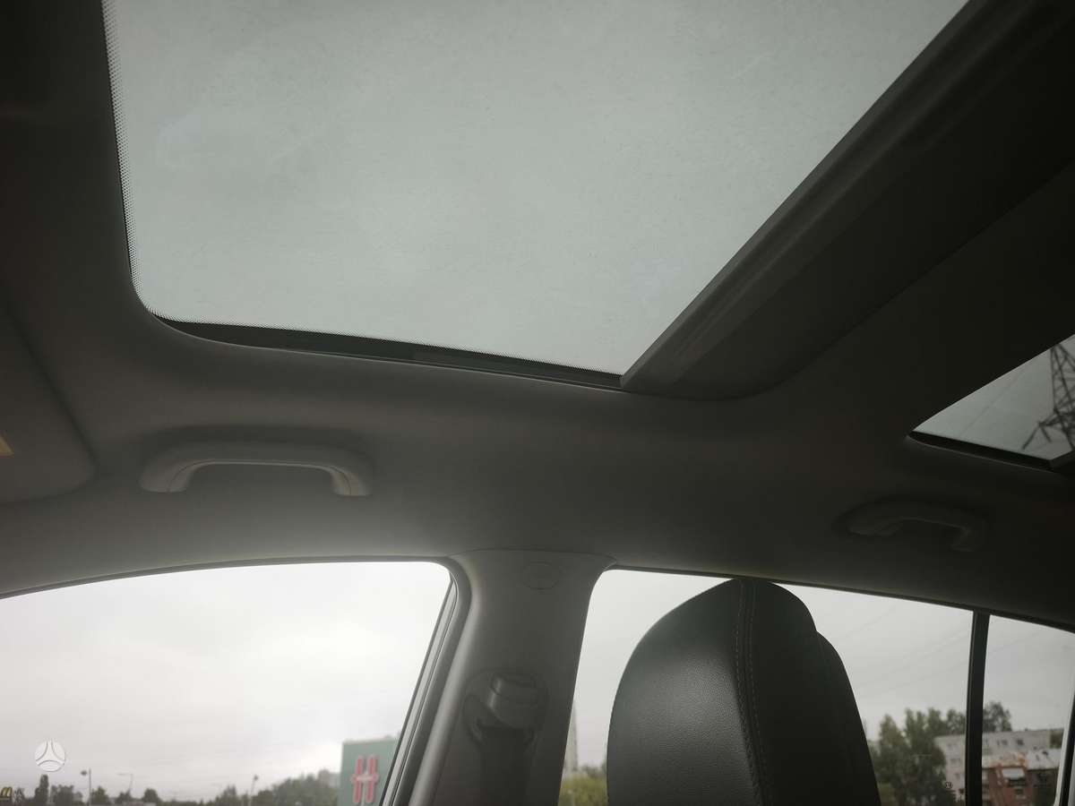 Kia Sportage 2012 — photo 17