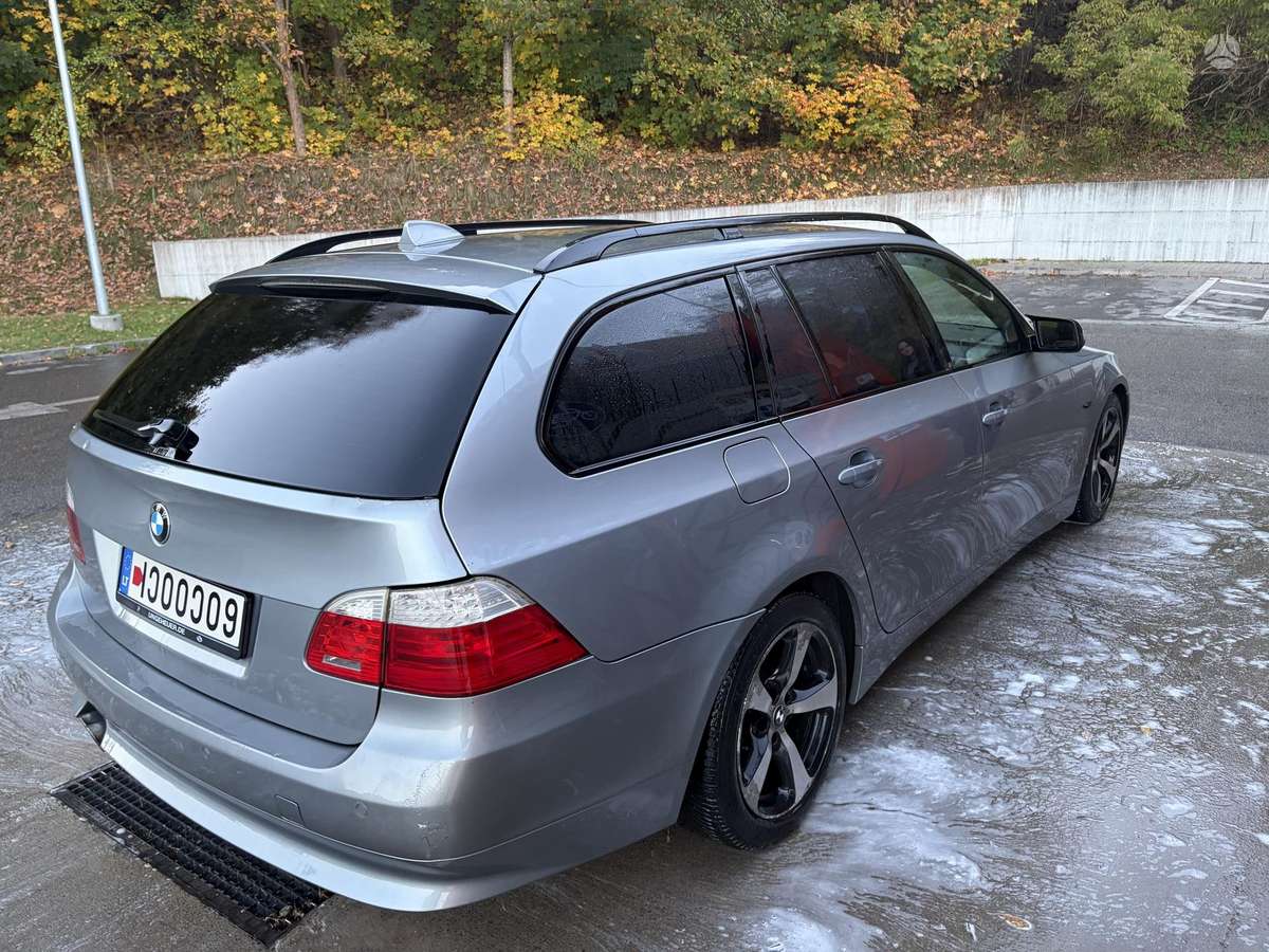 BMW 535 2005 — engine 2993 cm³, 272 HP (200kW)