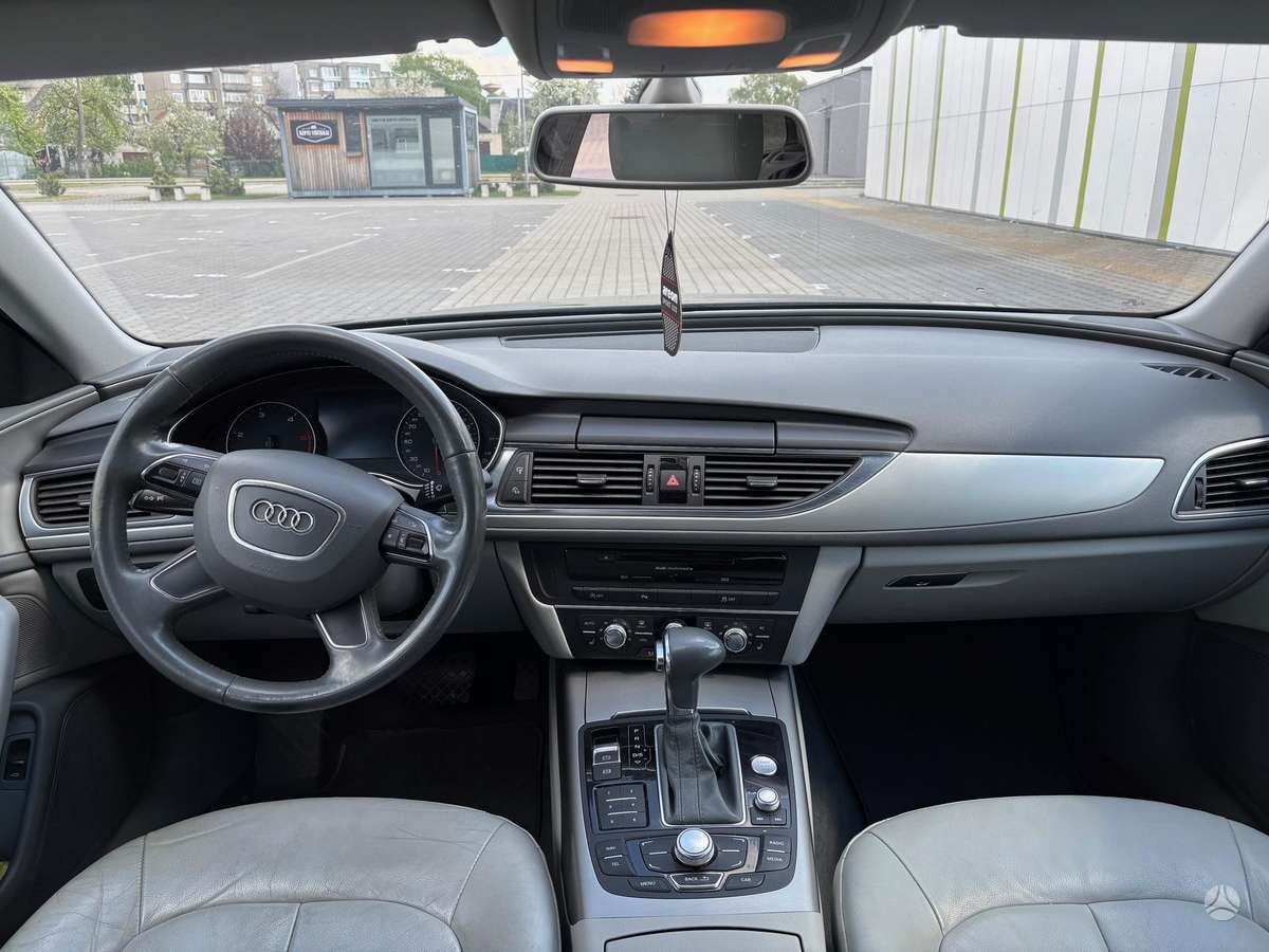 Audi A6 2012 — photo 10