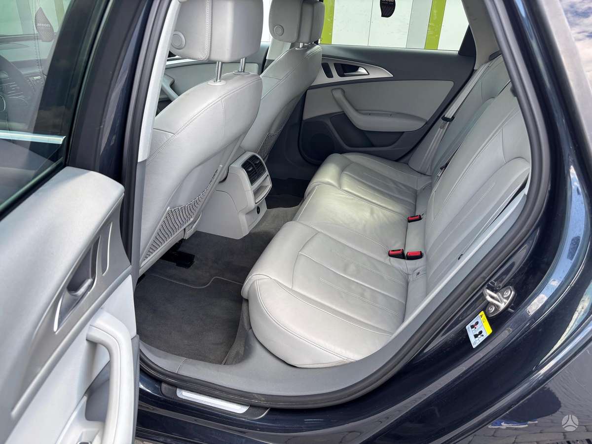 Audi A6 2012 — photo 8
