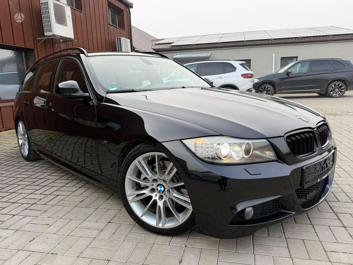 BMW 320, 2009