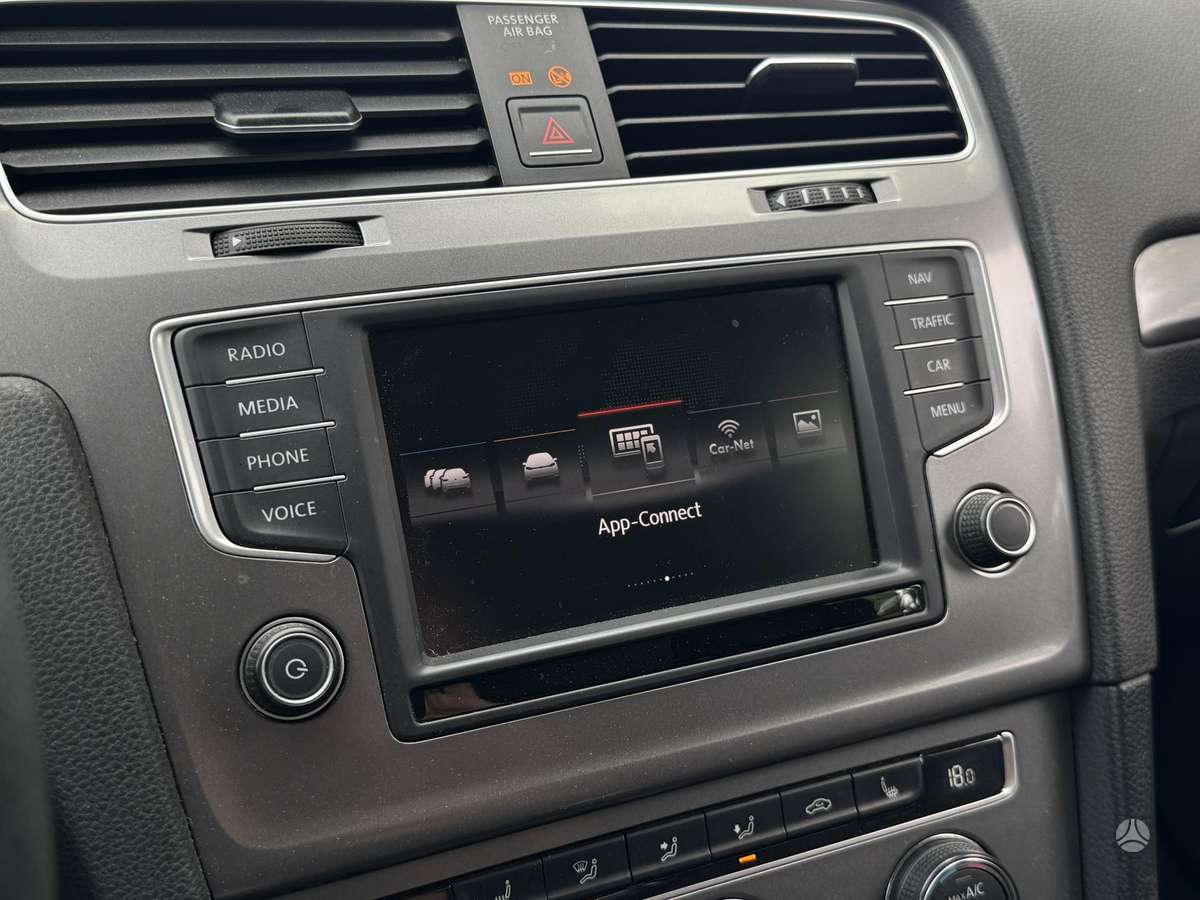 Volkswagen Golf 2015 — photo 12