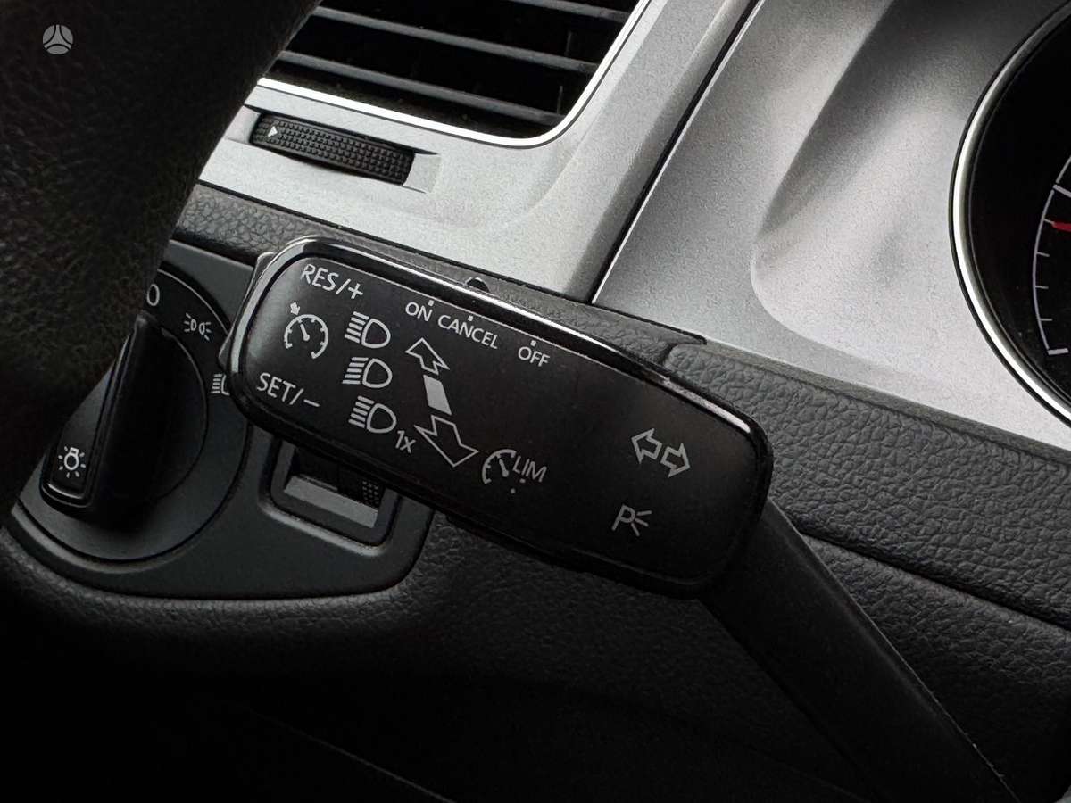 Volkswagen Golf 2015 — photo 16