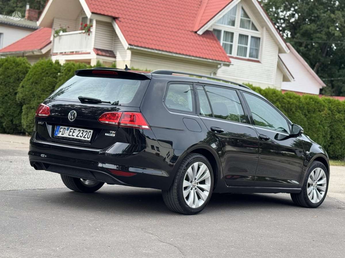 Volkswagen Golf 2015 — interior