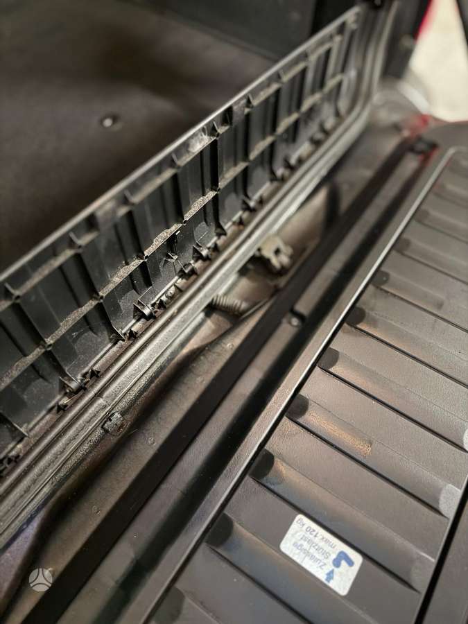 BMW X5 2005 — photo 17