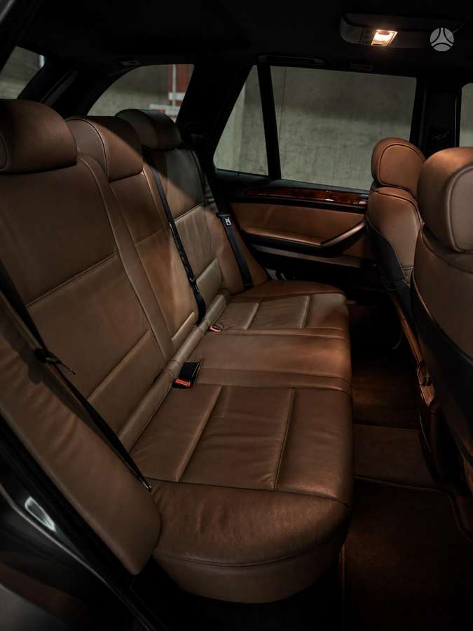 BMW X5 2005 — photo 25