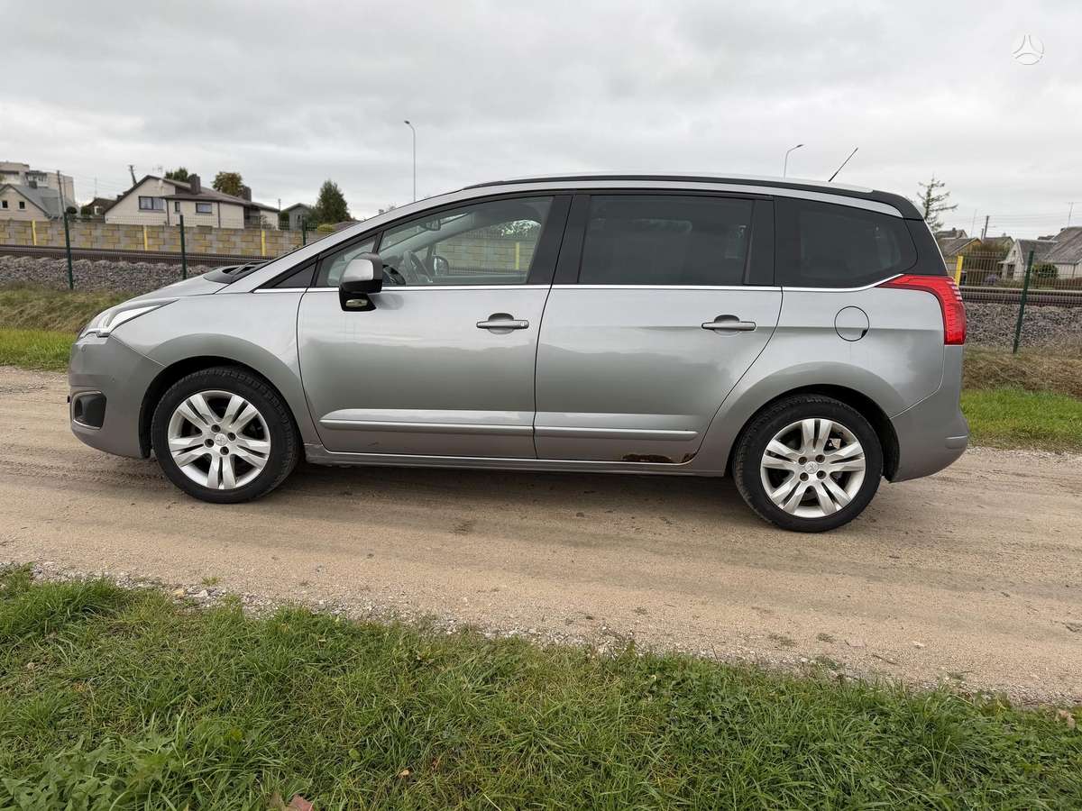 Peugeot 5008 2014 — фото 10