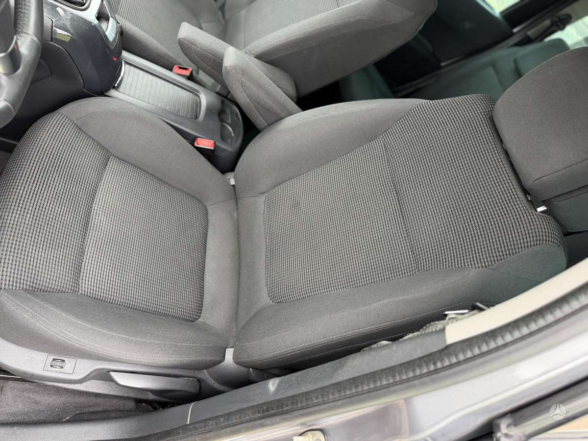 Peugeot 5008 2014 — фото 16