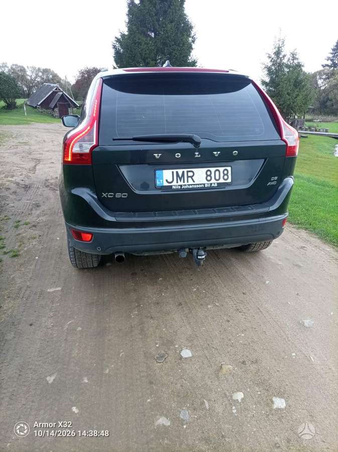 Volvo XC60 2009 — photo 7