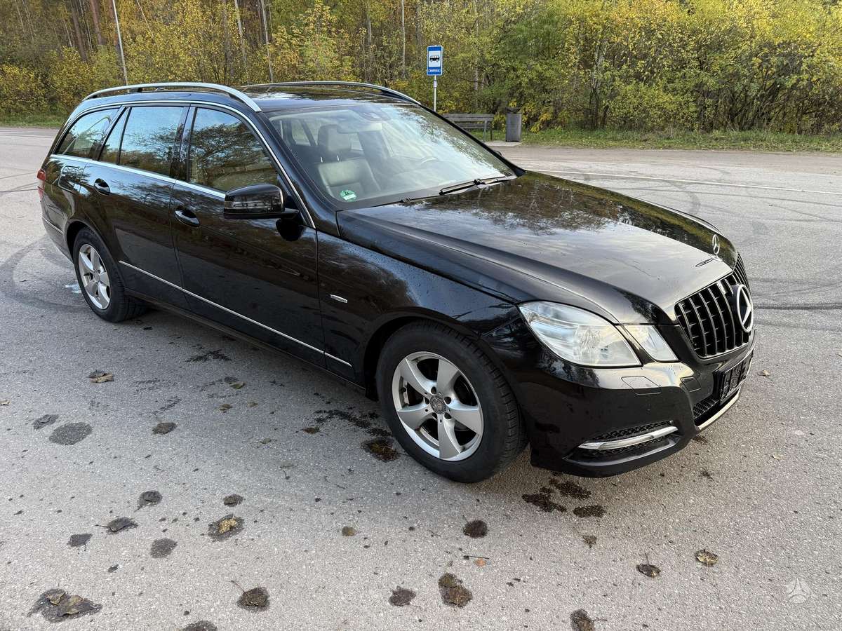 Mercedes-Benz E220 2011 — двигун 2200 cm³, 170 HP (125kW)