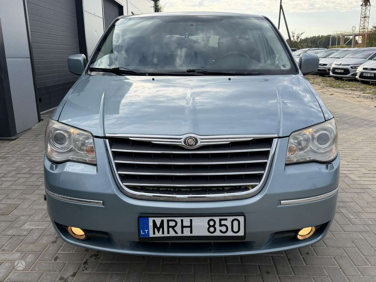 Chrysler Grand 2009 — photo 11