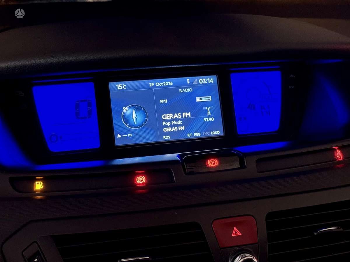 Citroen Grand 2009 — photo 15