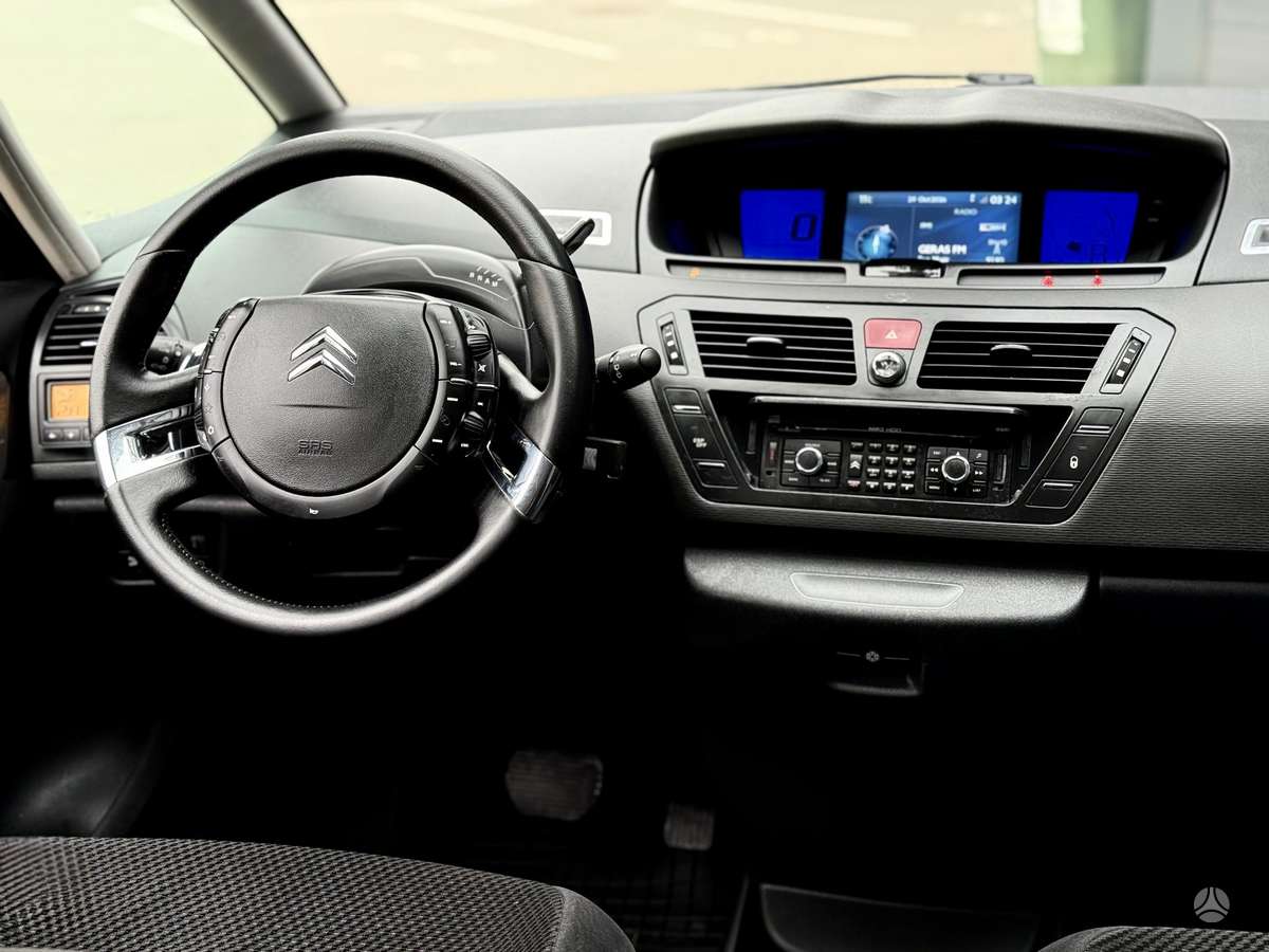 Citroen Grand 2009 — photo 23