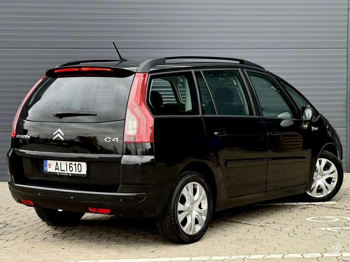 Citroen Grand 2009 — engine 1560 cm³, 109 HP (80kW)