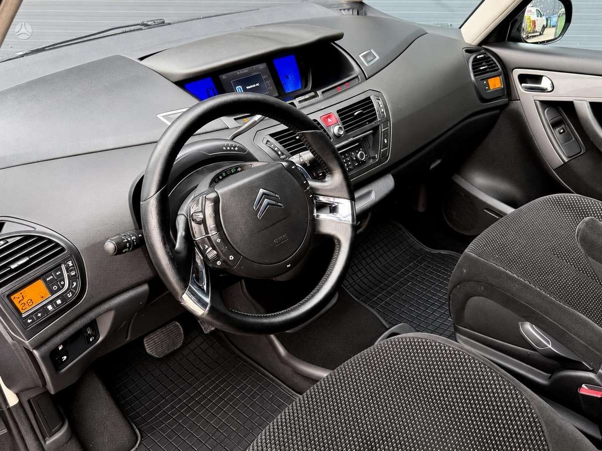 Citroen Grand 2009 — photo 6