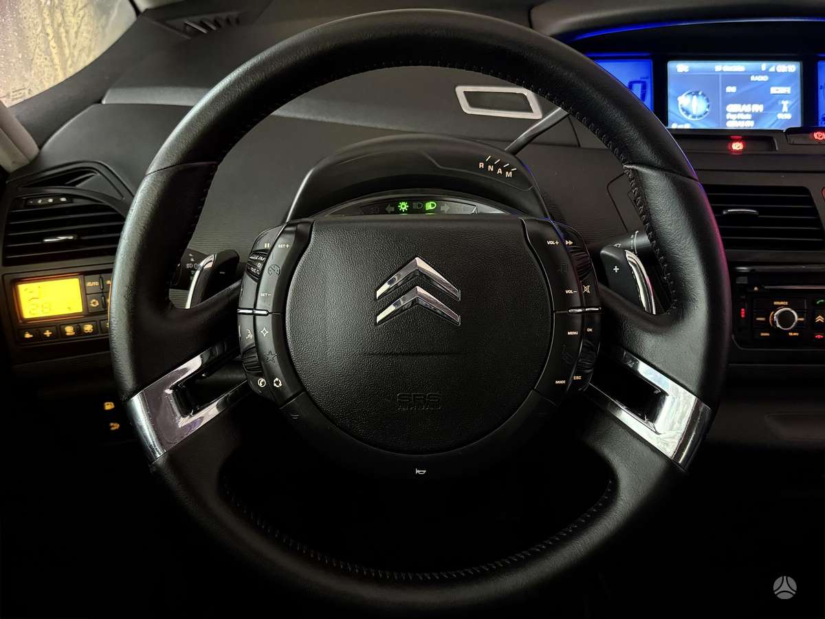 Citroen Grand 2009 — photo 7