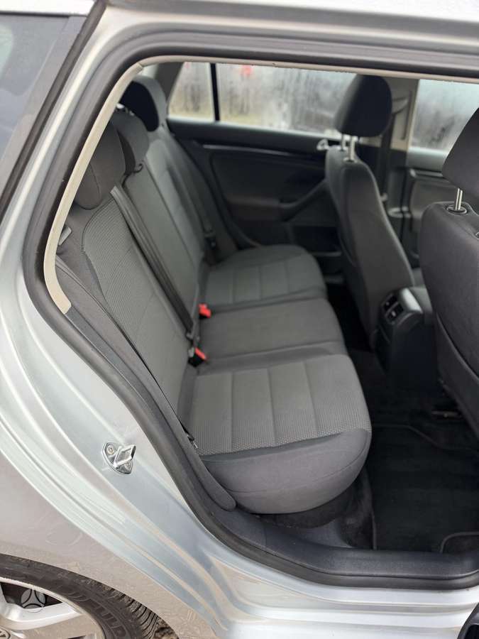 Volkswagen Golf 2010 — photo 15
