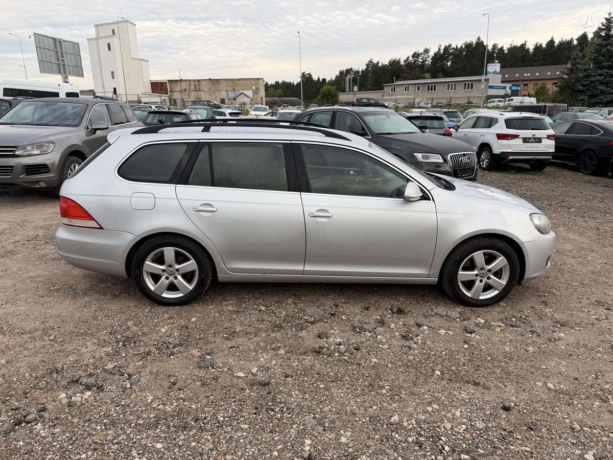 Volkswagen Golf 2010 — photo 8