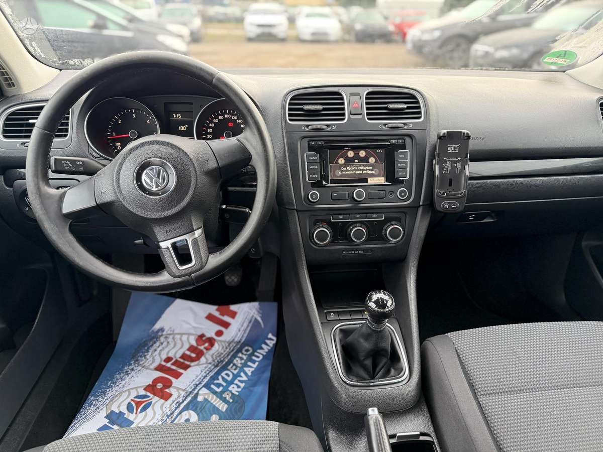 Volkswagen Golf 2010 — photo 9