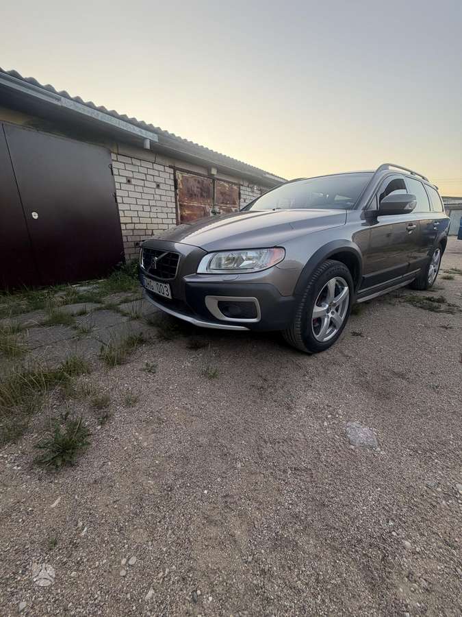 Volvo XC70 2008 — photo 11